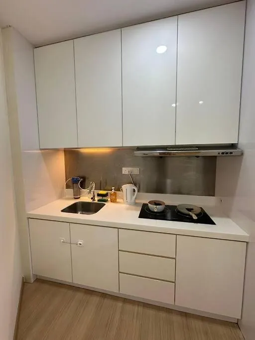 公寓 Netflix Studio Seaview 118Island Plaza Tanjung Tokong