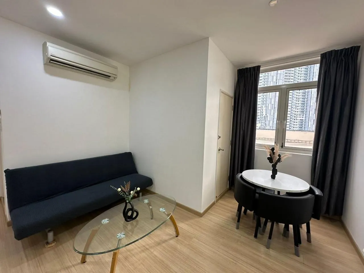 Netflix Studio Seaview 118Island Plaza Tanjung Tokong 0*,
